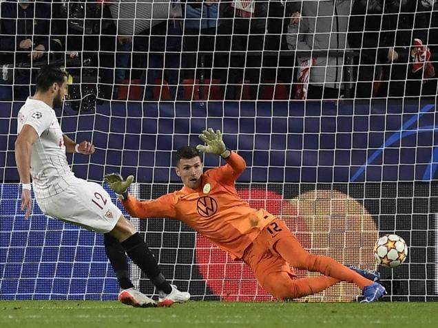 德国疫情肆虐，德甲欧冠遭殃，恐又只剩拜仁扛大旗