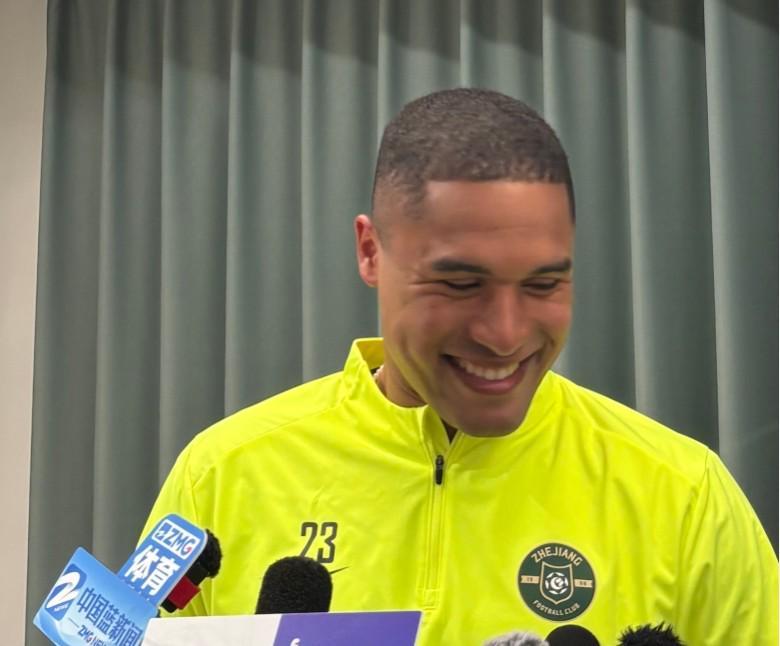 PP电子官方-个人赛季目标？瓜里拉帕：想打进20球，对自己和队友都有信心